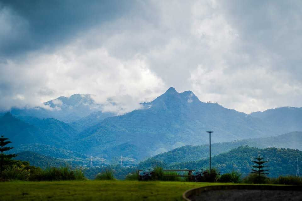 ลานกางเต็นท์วิวภูเขา ลานกางเต็นท์ โอโซนแพร่ จ.แพร่